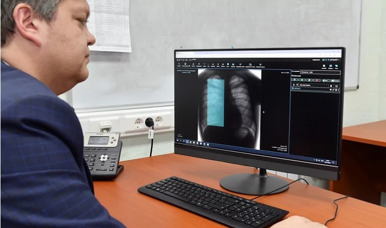 Как Botkin.AI помогает не пропустить COVID-19 на Ямале