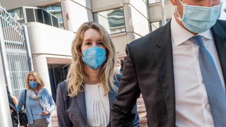 Уроки для инвесторов из судебного процесса над основательницей Theranos Элизабет Холмс